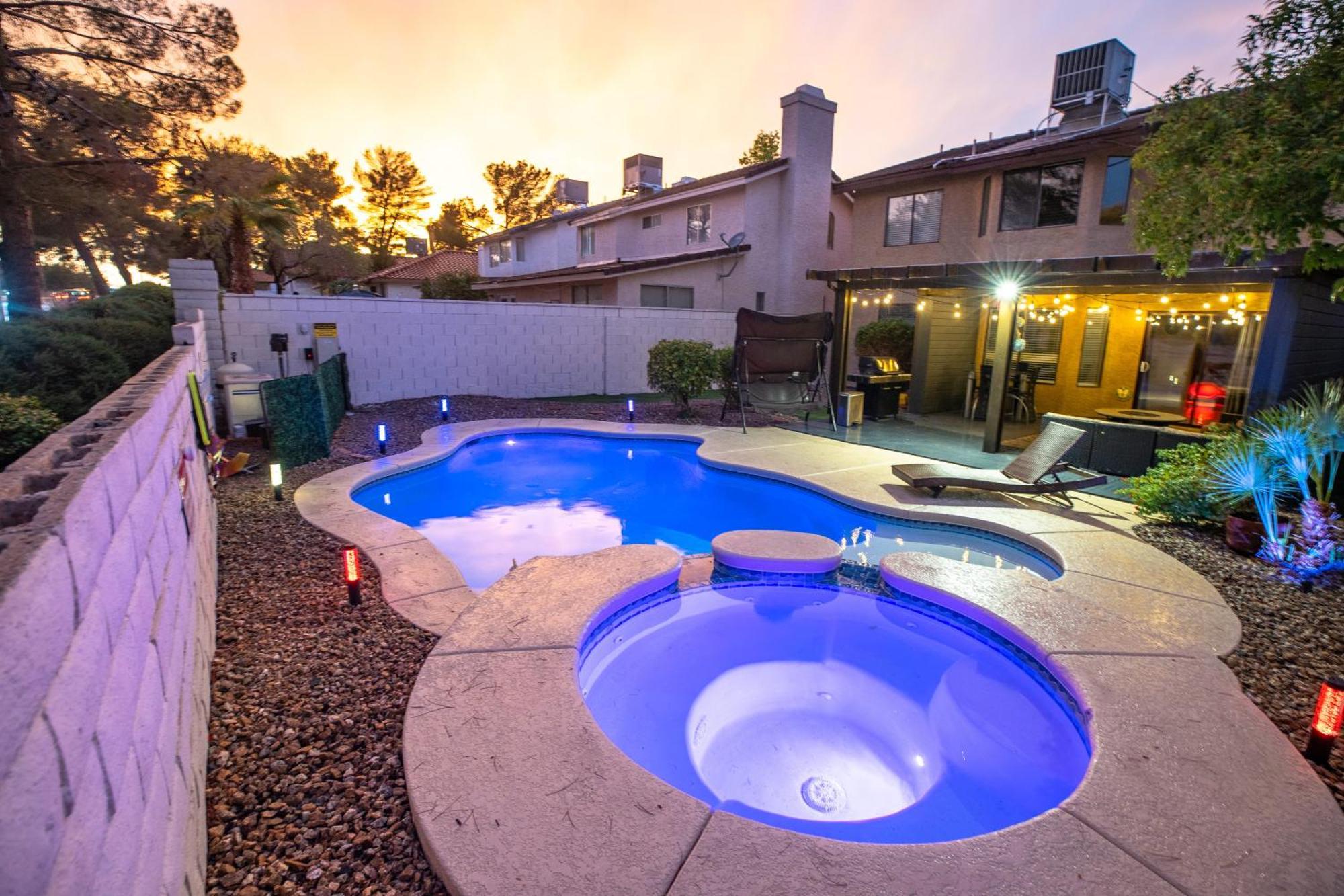 1800 Sqft House W/Heated Pool Spa 13Min From Strip Villa Las Vegas Eksteriør bilde